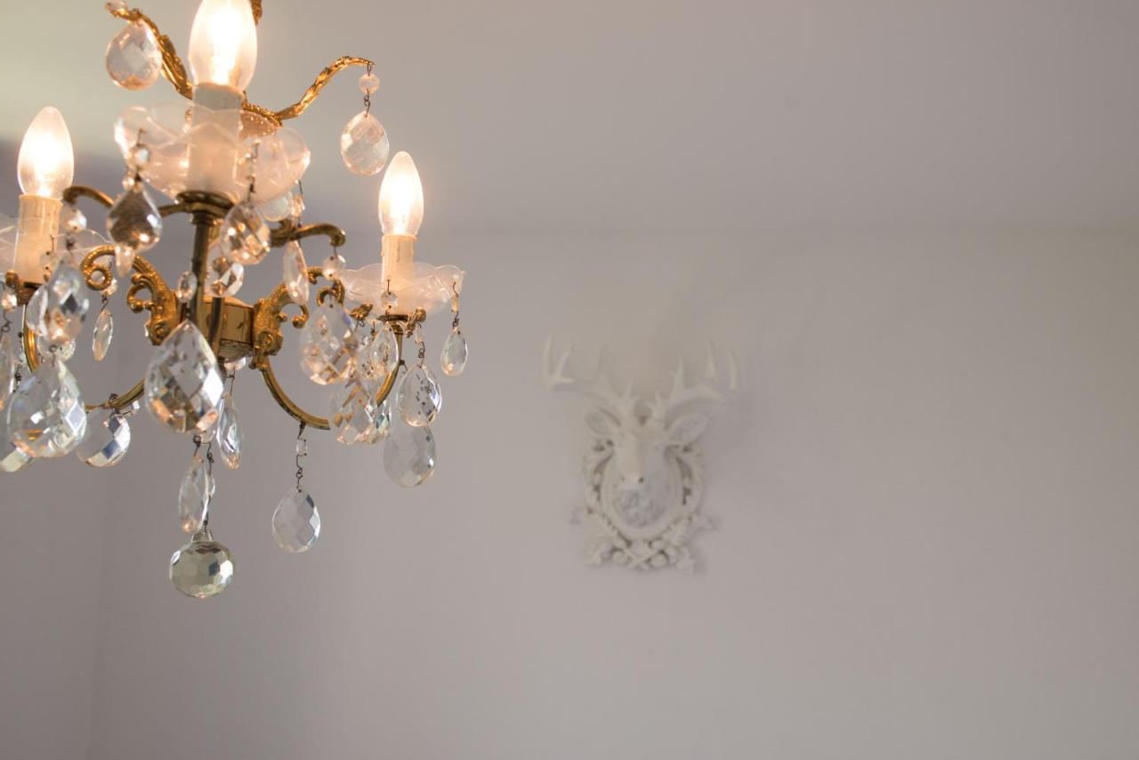 Hotel De La Beroche Saint-Aubin-Sauges Екстер'єр фото